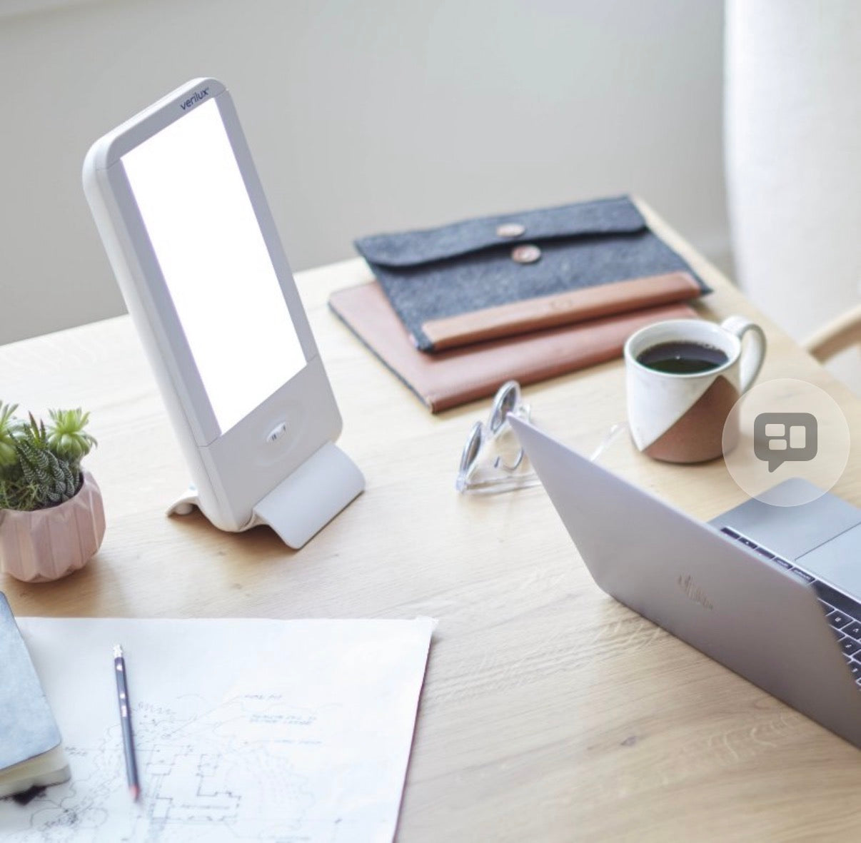 Verilux HappyLight Full-Size - UV-Free Therapy Lamp, Bright White Light with 10,000 Lux, Adjustable Brightness, 2 Interchangeable Lenses, Detachable Stand, and Wall Mountable